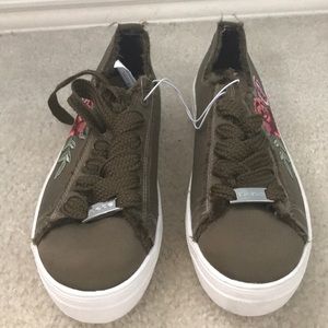 Green Sneakers with floral design